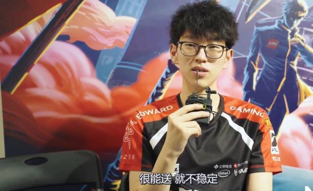 思索他在这 思索他在这