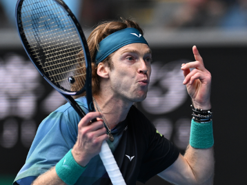 他依然会在 他依然会在