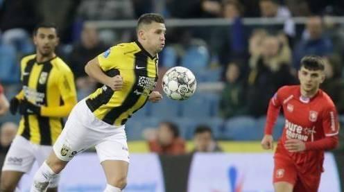 他在勇士队 他在勇士队