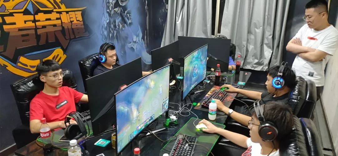 尤为明显 尤为明显